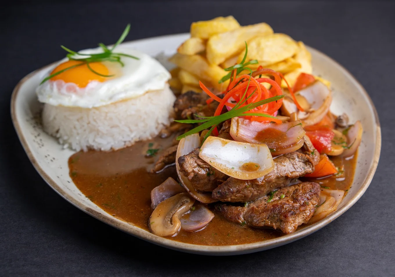 Lomo Saltado