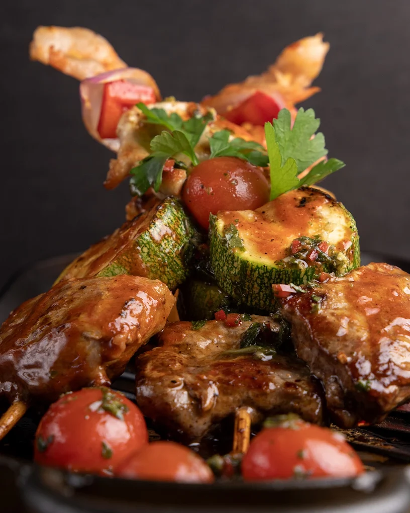 Anticuchos & Camarones